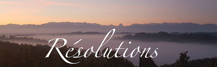 Montagnes, pyrenees couche du soleil.